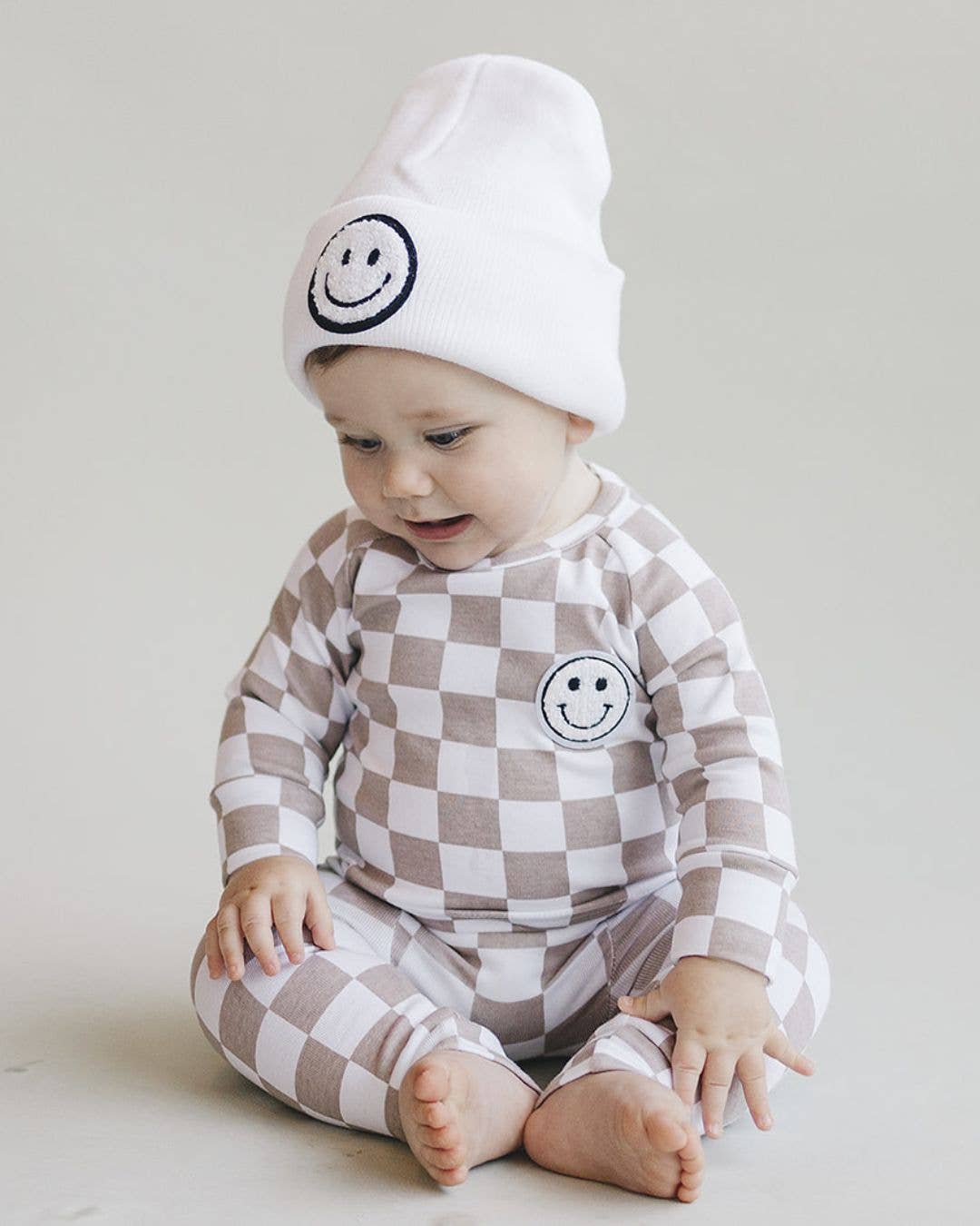 Latte Checkered Smiley Lounge Set