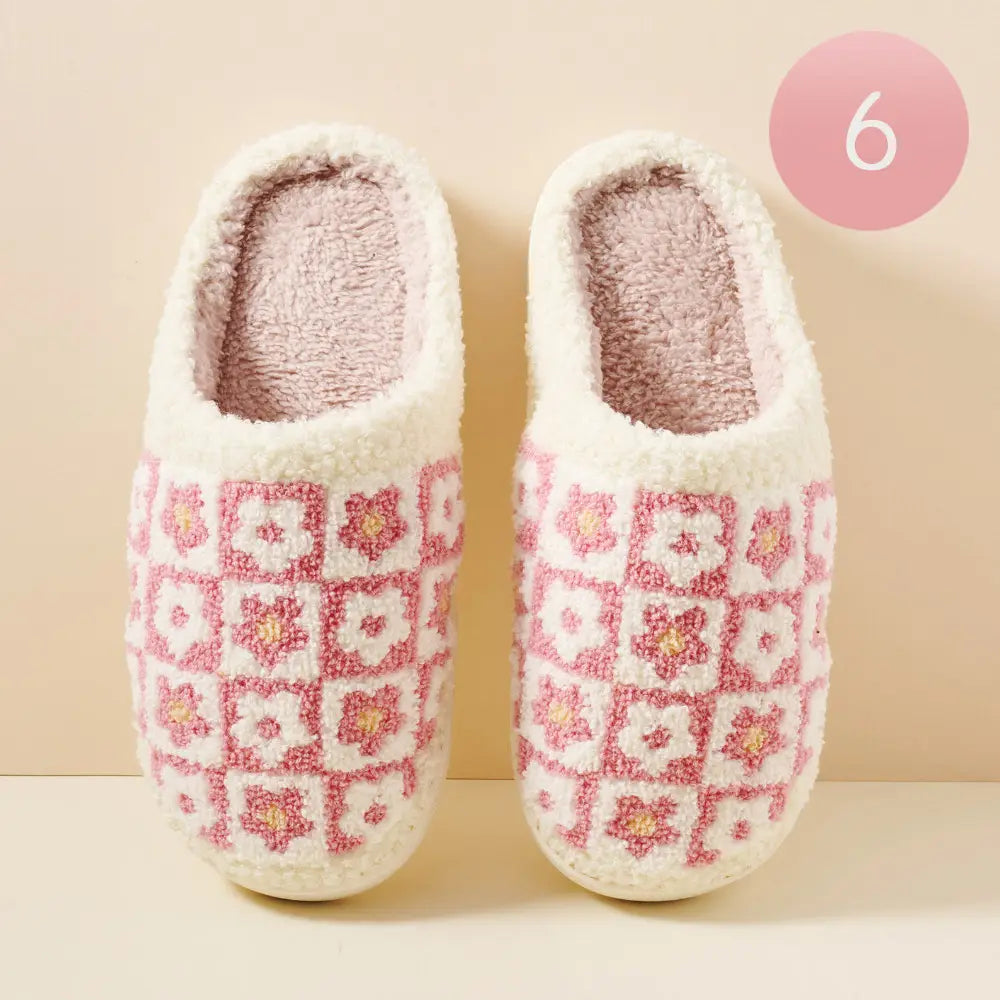 Checkered Daisy Slipper